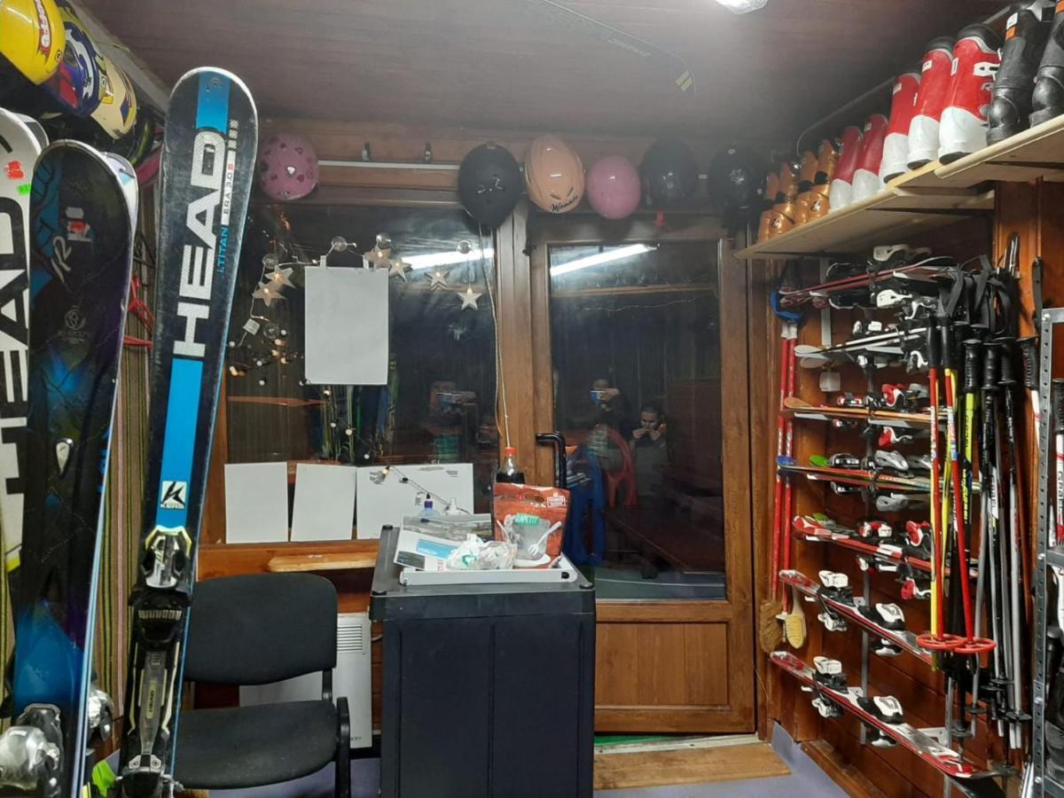 Kalinderu Skier'S Apartament Bellevue Busteni Ngoại thất bức ảnh